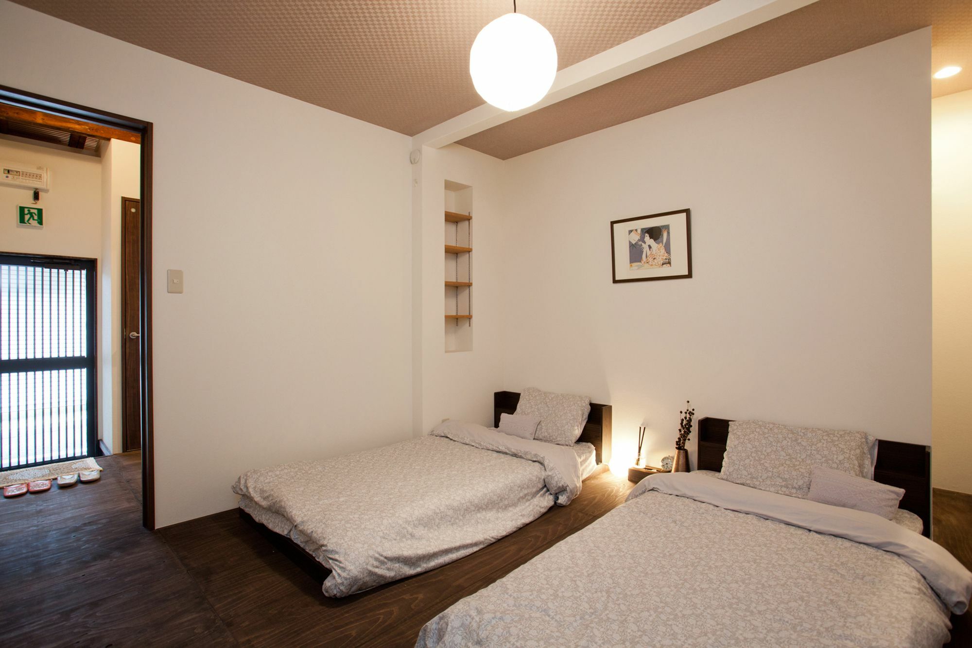 Guest House Kurofuneya Osaka Exterior photo