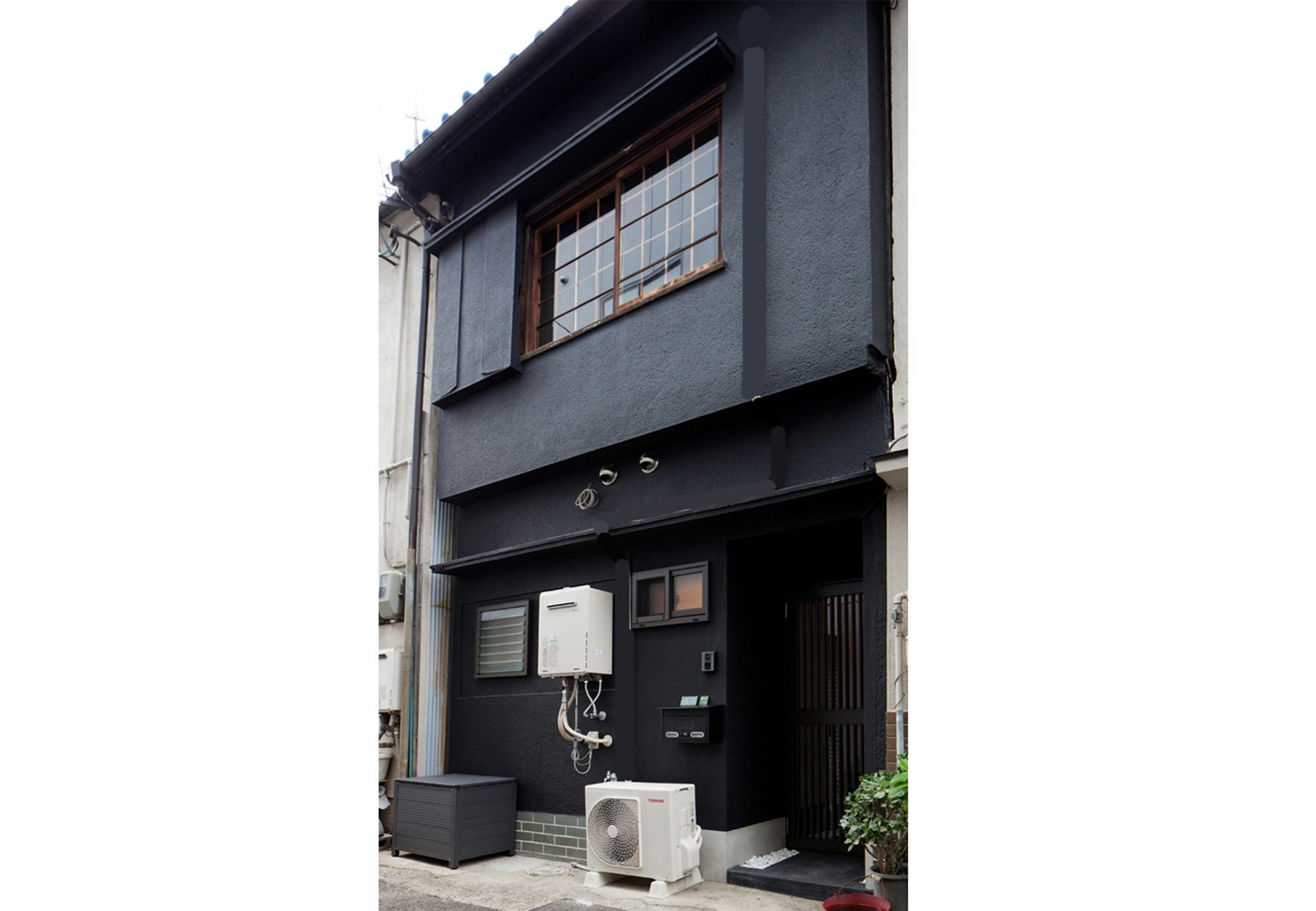 Guest House Kurofuneya Osaka Exterior photo